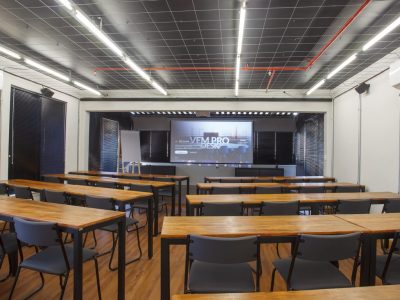 Sala de treinamento 7